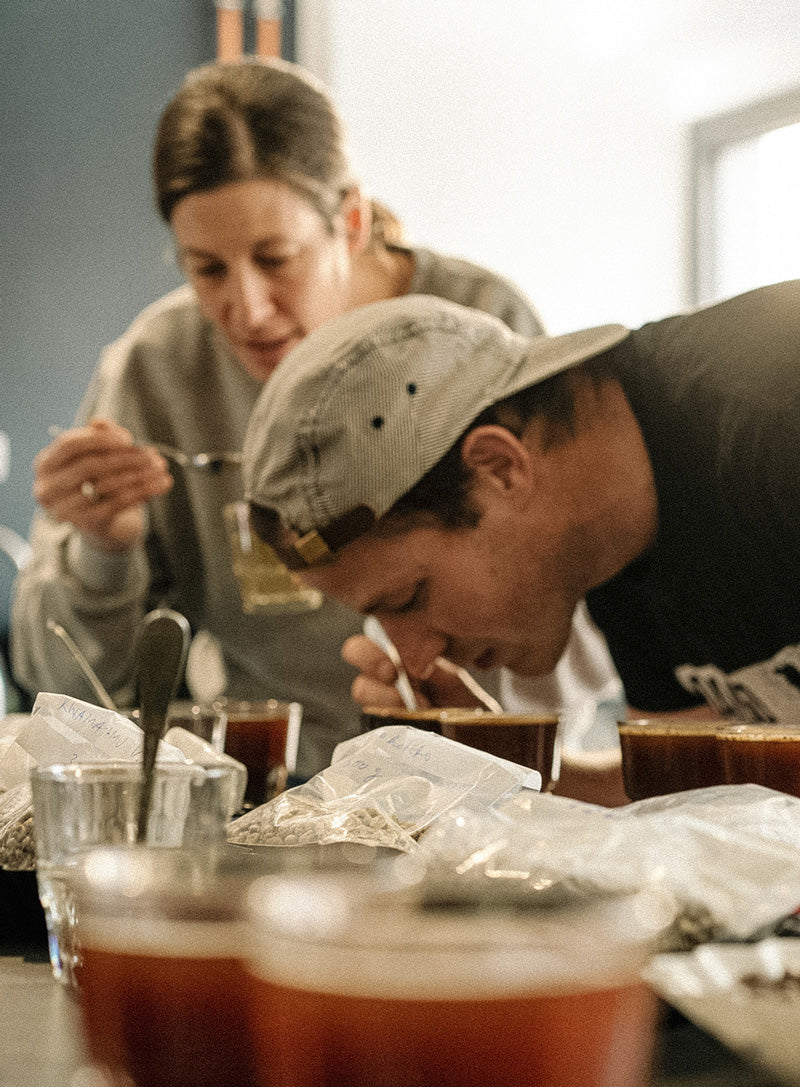 cupping-kaffeeauswahl-wildkaffee-roesterei
