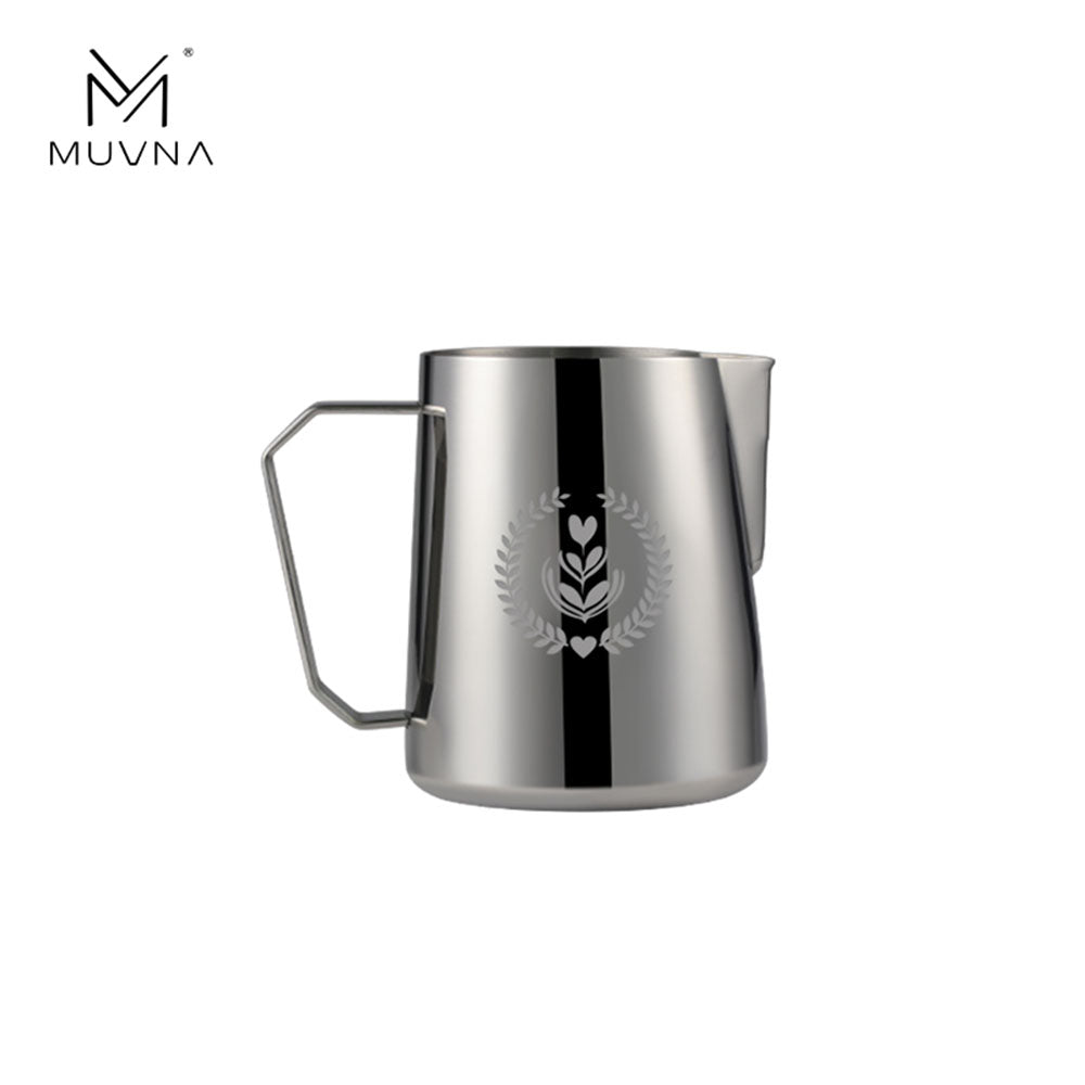 Muvna milk pitcher, natural silver