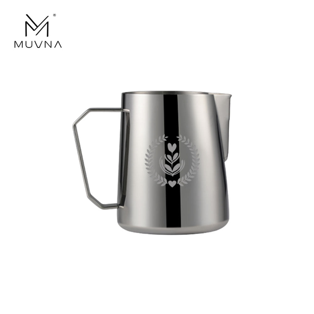 Muvna milk pitcher, natural silver